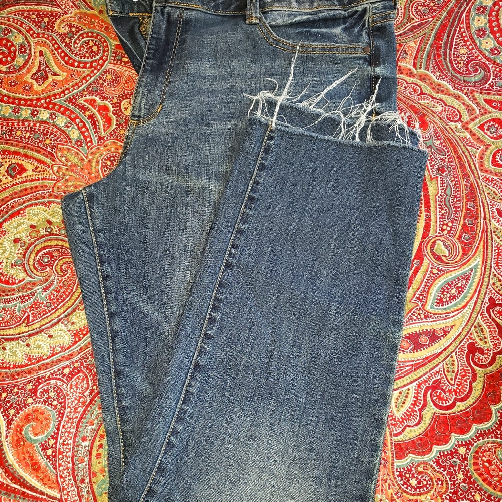 ANA JEANS